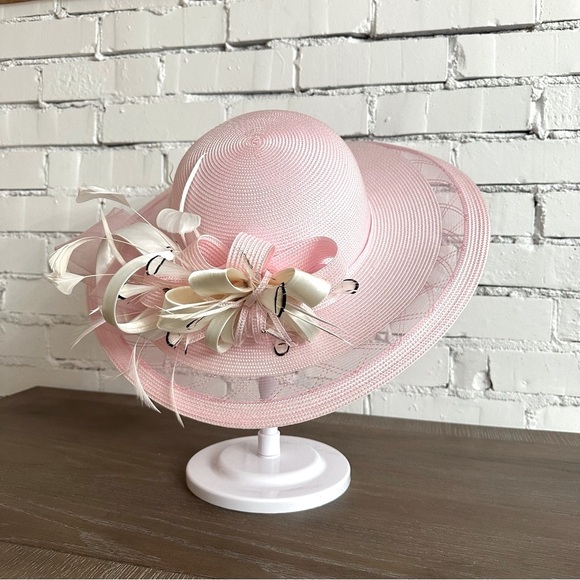 Vintage Church Hat in Pink & Ivory - Custom - Picture 1 of 7